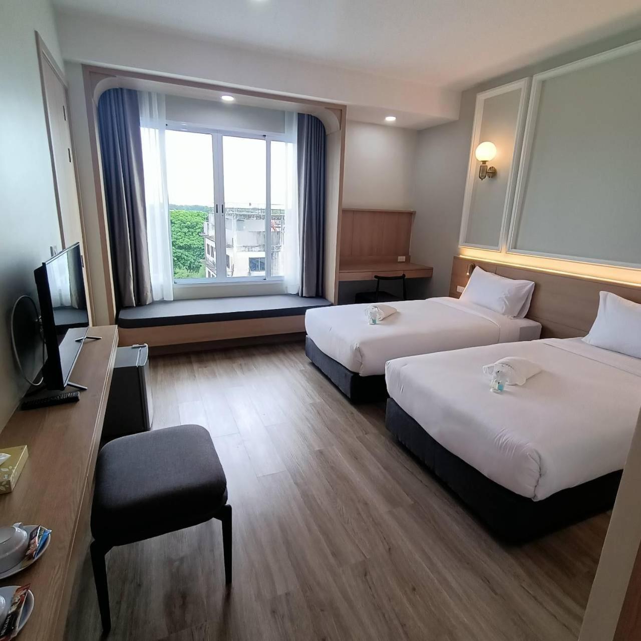 Mayflower Grande Suite Hotel Phitsanulok Exteriér fotografie