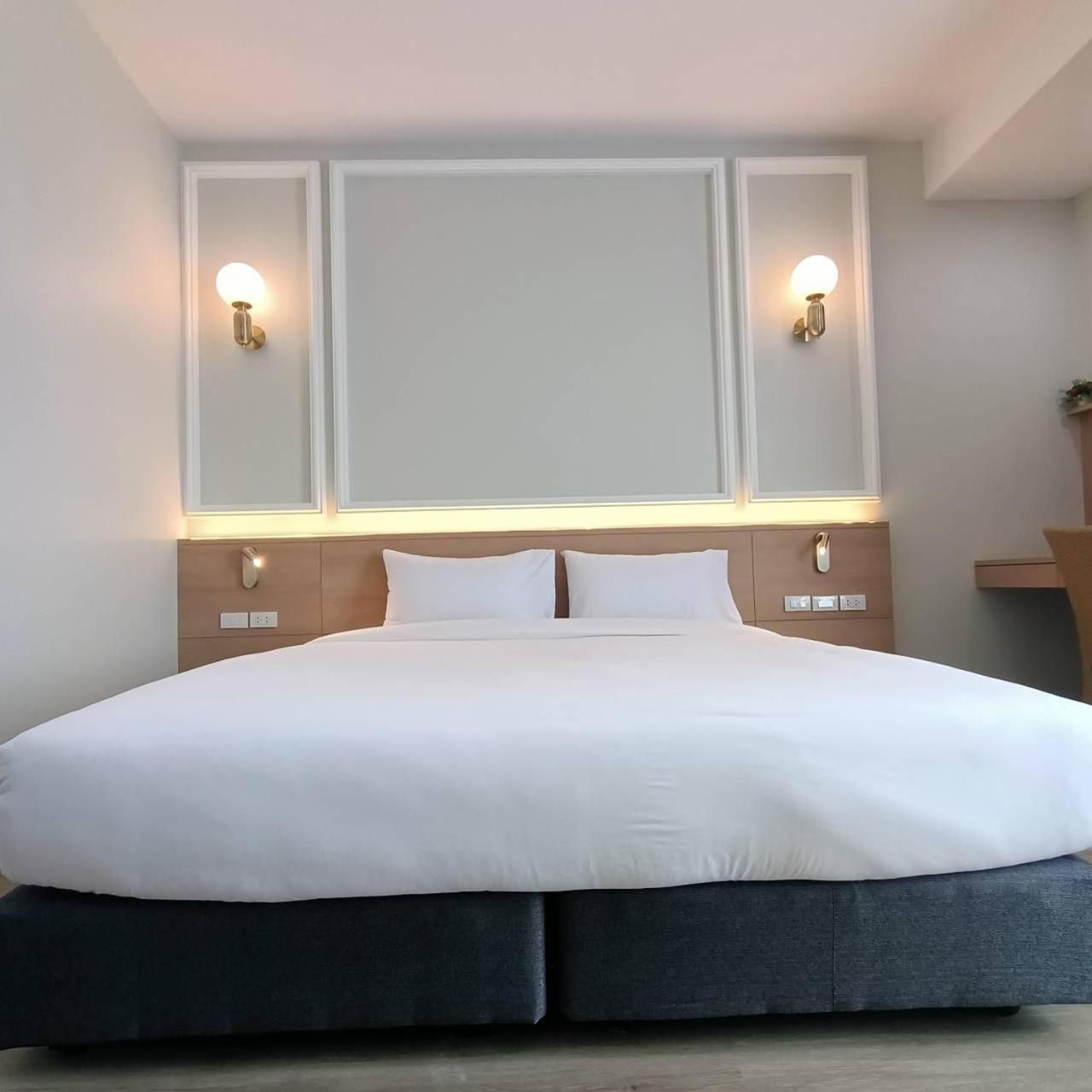 Mayflower Grande Suite Hotel Phitsanulok Exteriér fotografie