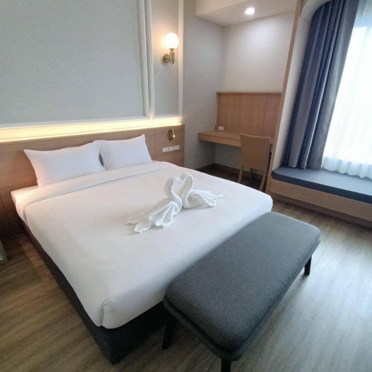 Mayflower Grande Suite Hotel Phitsanulok Exteriér fotografie